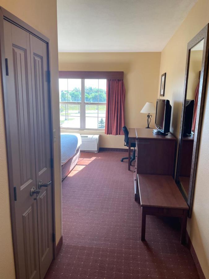 Americinn By Wyndham Fargo Medical Center Exterior photo